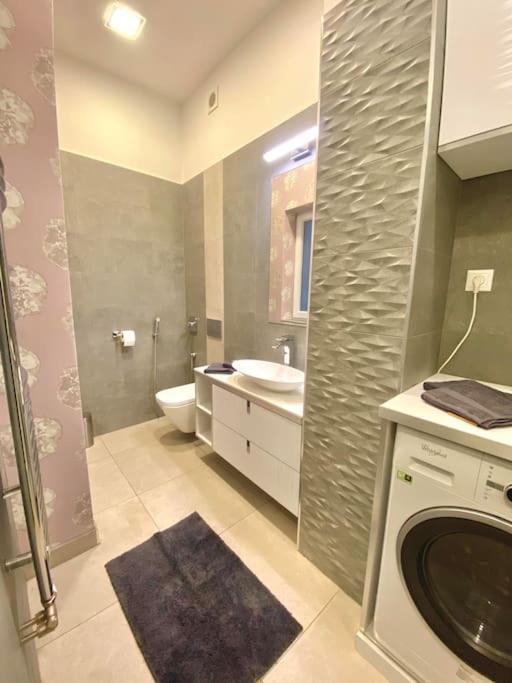Luxury Buda Apartment Будапеща Екстериор снимка