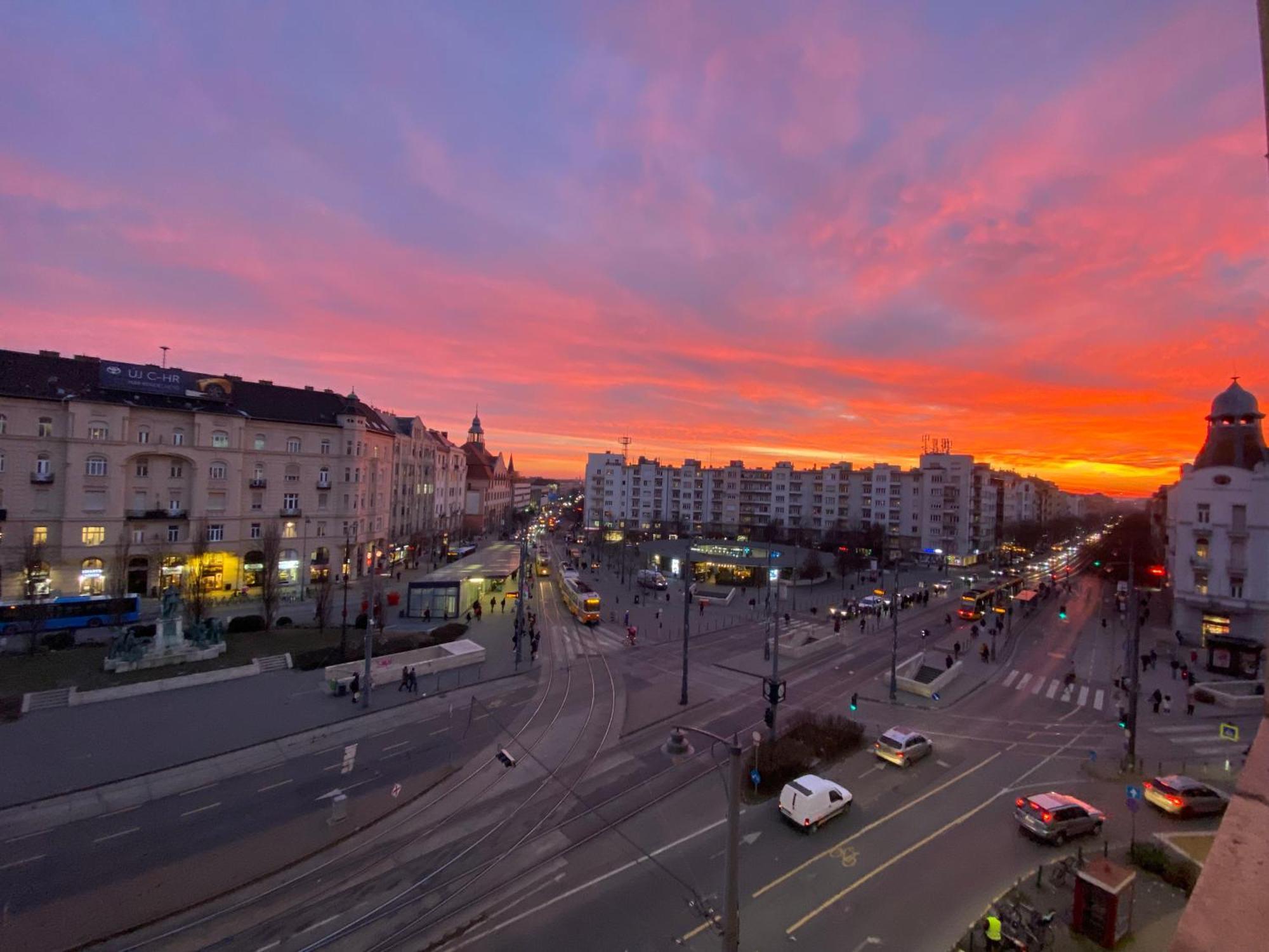 Luxury Buda Apartment Будапеща Екстериор снимка